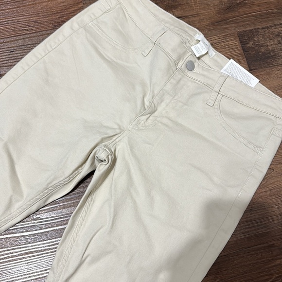 H & M cream pants - Picture 2 of 10